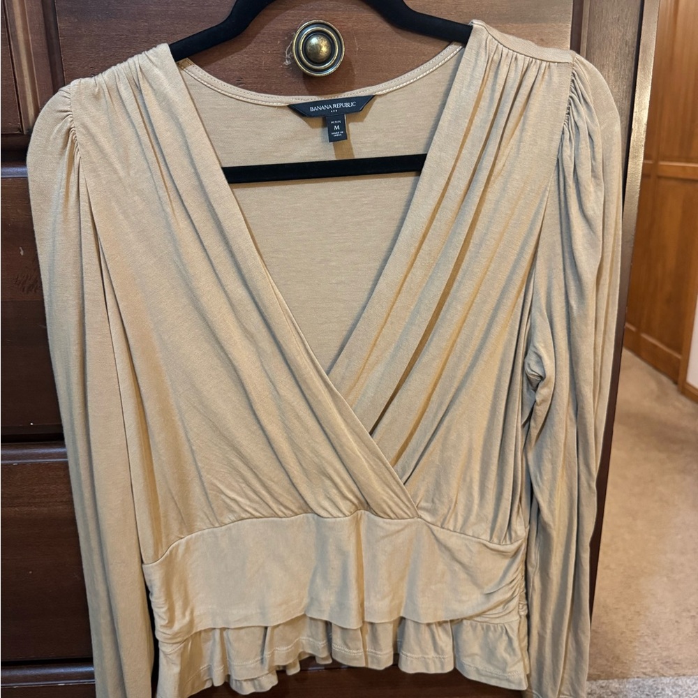 Banana Republic Women's Beige Long Sleeve Blouse